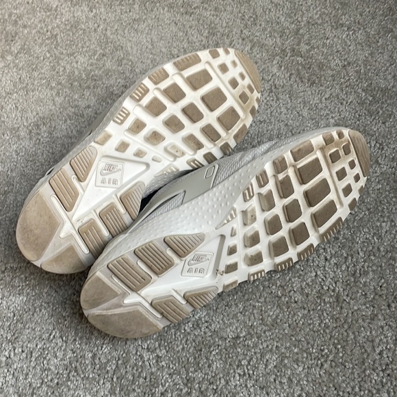 Nike Air Hurache Ultra - Picture 8 of 8